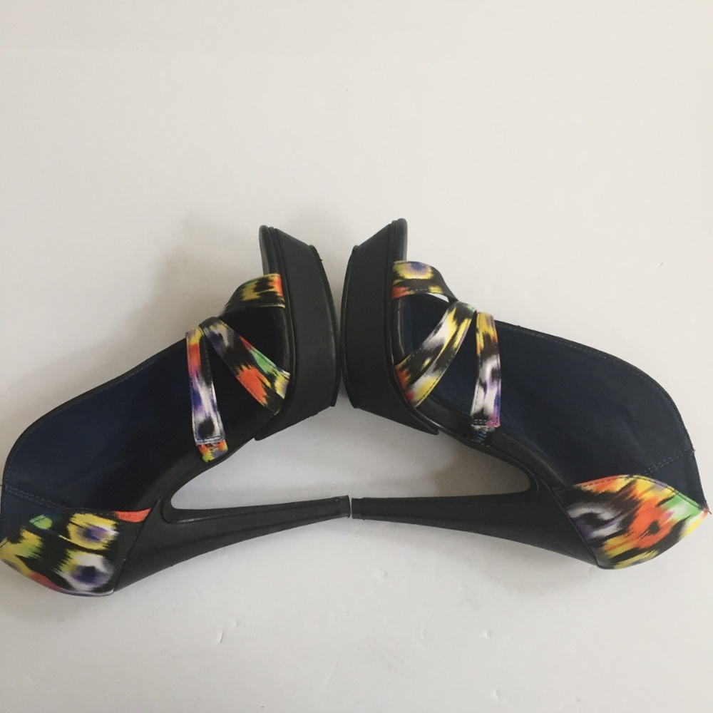 Michael Antonio Studio Two Look Heels Size 7 - Picture 4 of 5